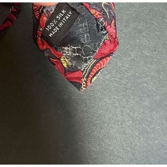 Vintage M.C. Escher Tie – 100% Silk Made in Italy – Red Black Yellow Animal - Picture 4 of 5